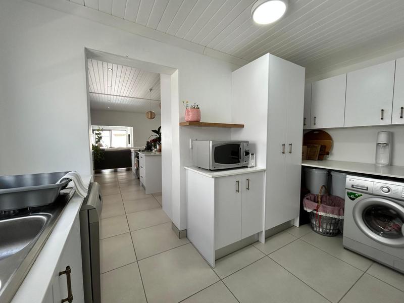 3 Bedroom Property for Sale in Golden Mile Western Cape